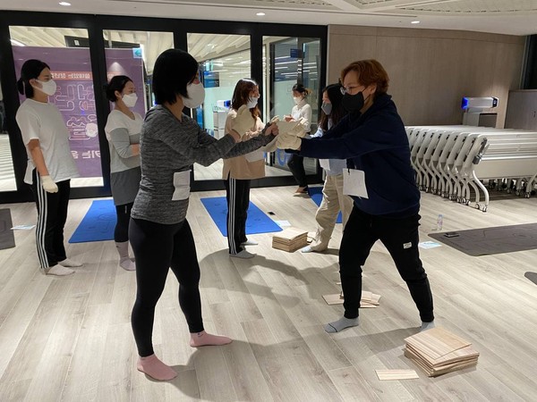 2021년 11월 용산 청년지음에서 청년 1인 가구 대상으로 진행한 호신술 프로그램