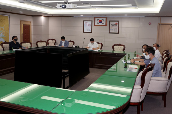 ▲ 도서쓰레기정화 운반선 기본 및 실시설계 착수보고회.