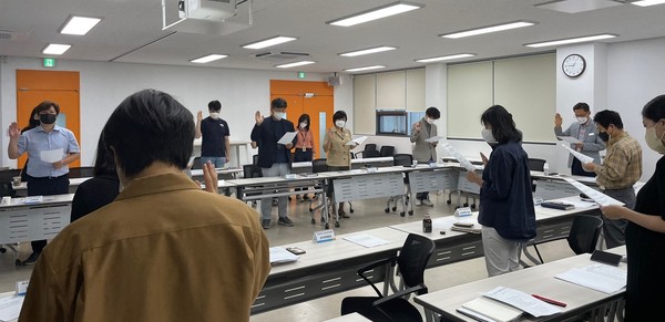 ▲ 경기도시장상권진흥원 적극행정 실천 결의식 현장사진.