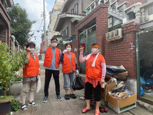 ▲ 장위2동 저장강박 가구 주거개선 모습.