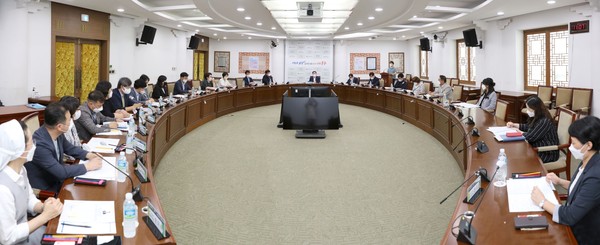 ▲ 최근 인천 중구의회에서 인천 중구 사회복지협의회 초청 간담회를 개최하였다.