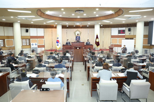 ▲ 제266회 고양특례시의회 임시회 본회의.