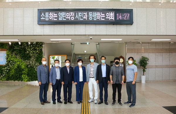 ▲ 안양시의회-안양지역 건축사회 간담회.