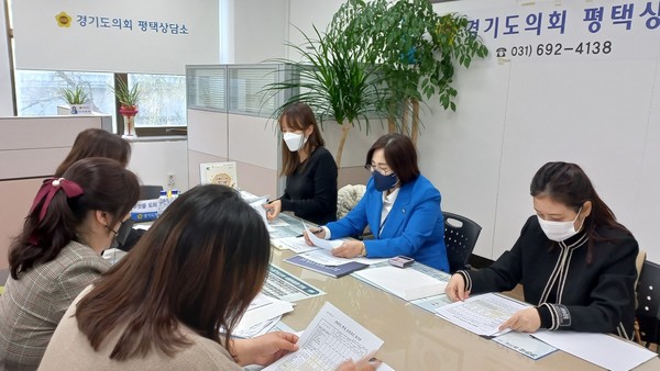 ▲ 서현옥 의원, 학생 불균형 체형 관리 지원 관련 정담회.