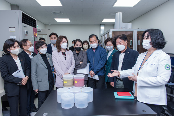 ▲ 경기도의회 보건복지위, 소관기관 현장방문 실시.