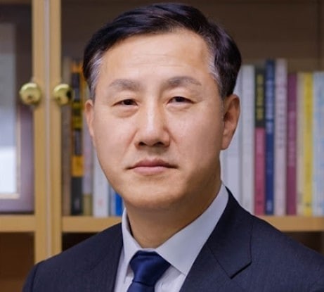 ▲ 허정문 전 수원도시재단 이사장.