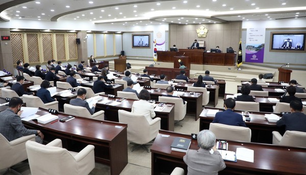 ▲ 수원특례시의회 폐회 모습.