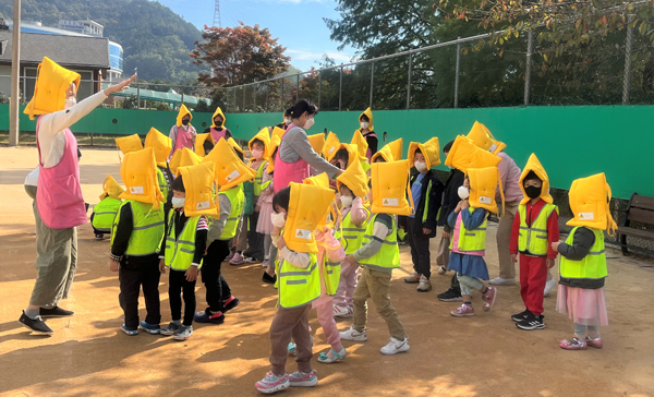 ▲ 지진교육 대피훈련 모습.