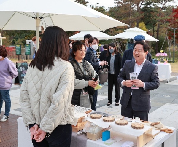 ▲ 주광덕 남양주시장, 사회적경제 한마당 행사 참석.