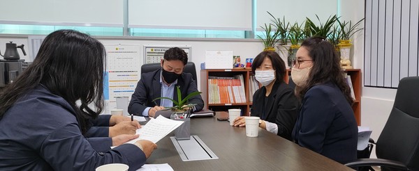 ▲ 최종현.박재용 의원, 정신질환자 절차보조사업 관련 정담회 개최 모습.