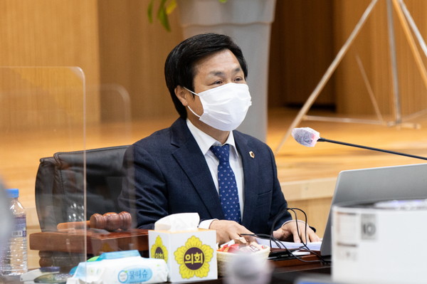 ▲ 문형근 의원.