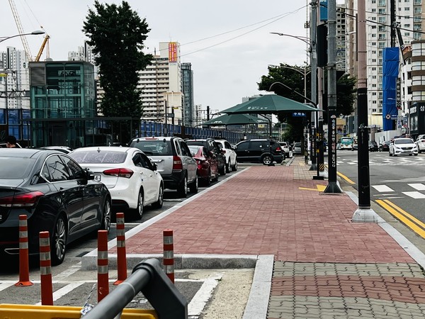 ▲ 진흥육교 주변 보도확장 후.