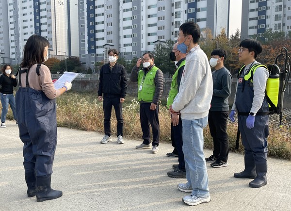 ▲ 방제훈련 실시 모습.