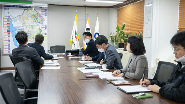 ▲ 강범석 서구청장 국토부 광역교통정책국장 간담회 모습.