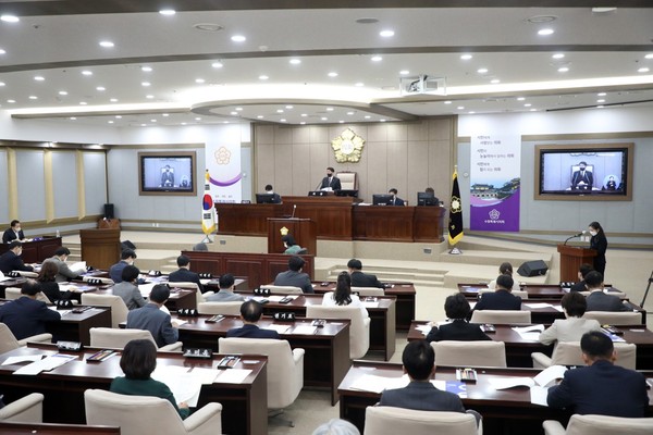 ▲ 수원특례시의회, 제372회 제2차 정례회.