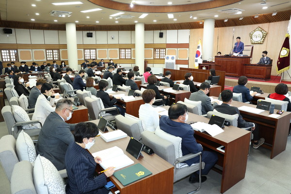 ▲ 고양시의회 개회 모습.