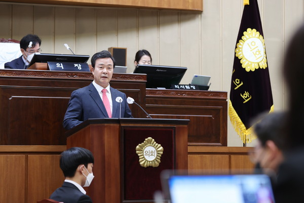 ▲ 김성제 시장 시정연설 모습.