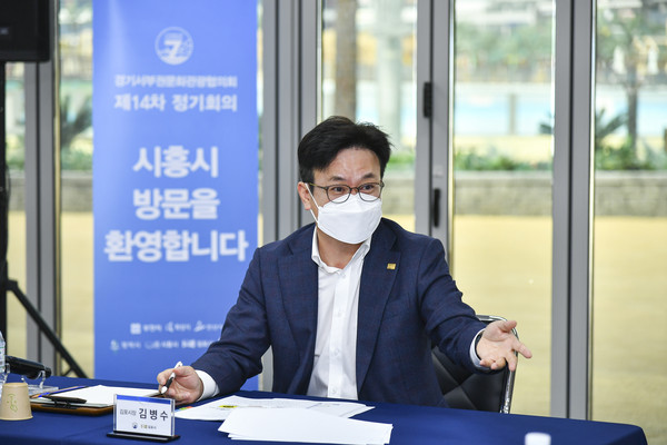 ▲ 김병수 김포시장, 김포시의 제6대 전국다문화도시협의회 회장 도시 선정에 대해 발언하는 모습.