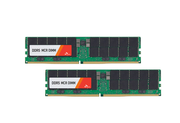 ▲ 세계 최고속 서버용 D램 ‘MCR DIMM’.
