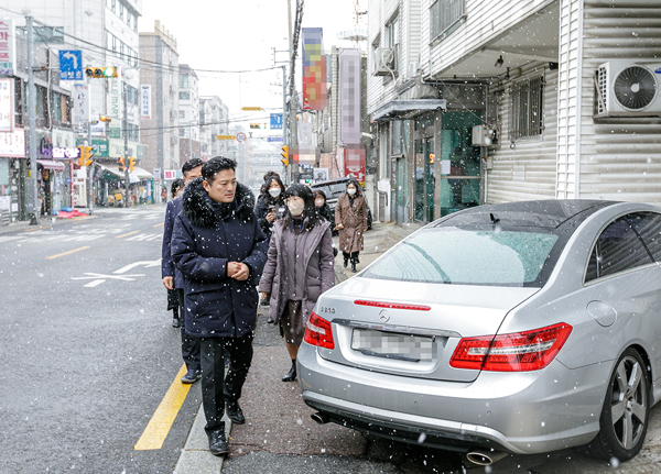 ▲ 김태우 구청장이 주민배심원단 위촉 간담회에서 발언하고 있다.