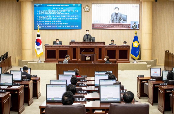 ▲ 제279회 제2차 정례회 폐회.