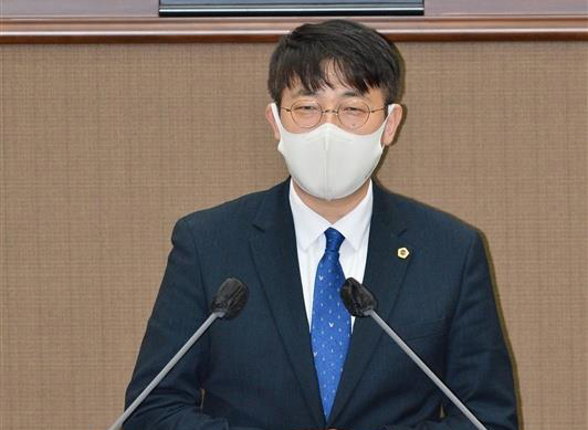 ▲ 서울시의회 더불어민주당 이병도 의원이 발언하고 있다.