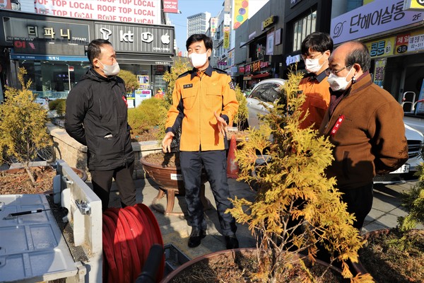 ▲ 유해공 의정부소방서장, 제일시장 방문.