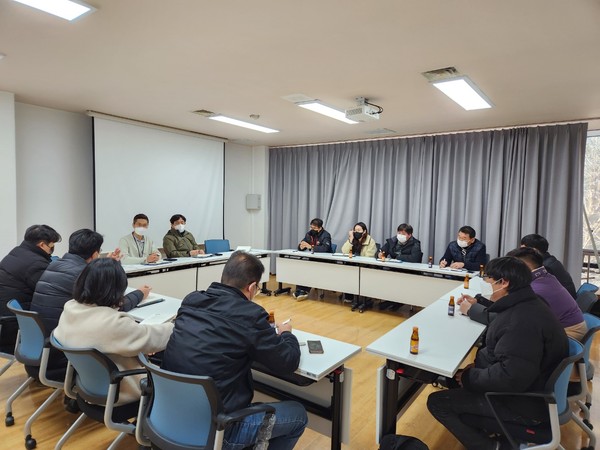 ▲ 고양특례시, 설 연휴 쓰레기 관리 대책 논의 중인 모습.