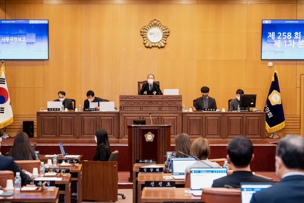 ▲ 제258회 광진구의회 임시회 제1차 본회의.