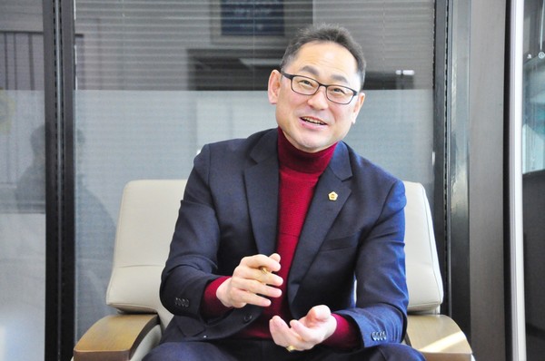 ▲ 김완규 위원장.