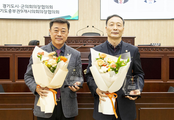 ▲ 왼쪽 김재국 의원, 오른쪽 한명훈 의원.