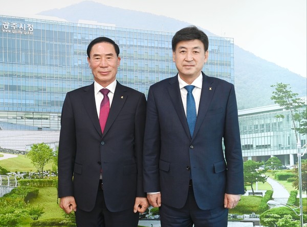 ▲ 방세환 광주시장, 이원성 경기도 체육회장과 체육계 현안 면담.