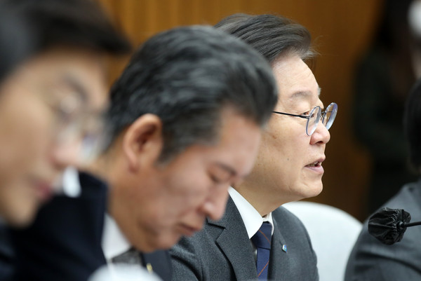 ▲ 확대간부회의서 발언하는 이재명 대표. /뉴시스