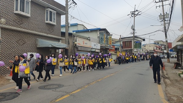 ▲ 파주시 성매매집결지 폐쇄 걷기 참여 모습.