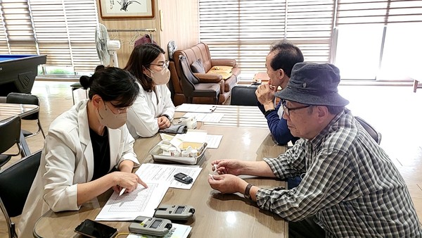 ▲ 연수구 100세 시대 건강 토탈케어 교실 운영 모습.