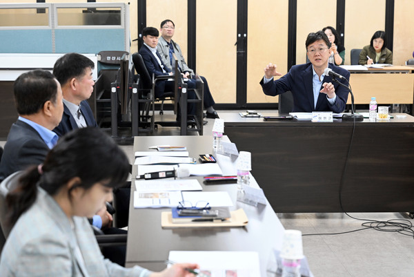 ▲ 안산시 누리목재문화체험장 건립 용역 중간보고회 개최 모습.