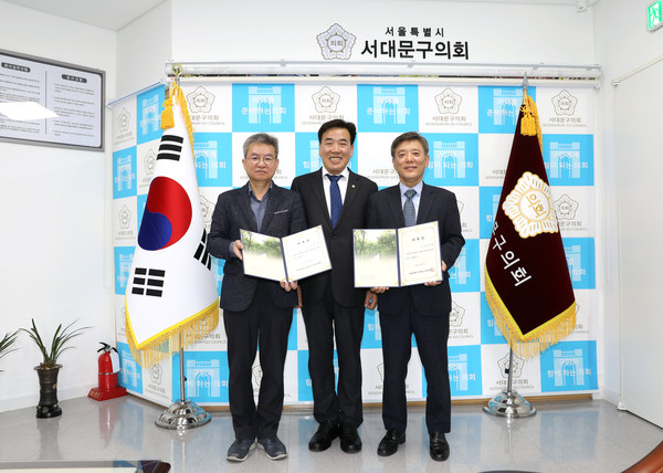▲ 입법법률고문 위촉식 기념촬영.