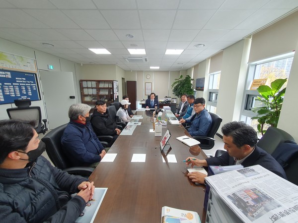 ▲ ‘하남시 학교체육 전임 지도자와의 간담회’.