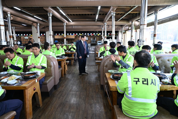 ▲ 구리시 환경미화원과 조찬 간담회 개최 모습.