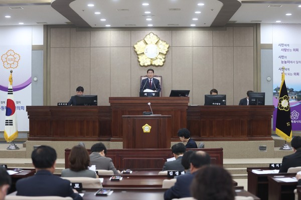 ▲ 수원시의회 제375회 임시회 개의.