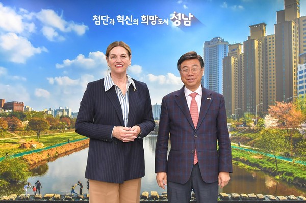 ▲ 성남시 미국 리버사이드시와 우호 교류 협력 회동 모습.