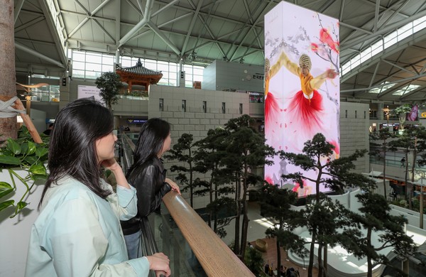 ▲ 인천공항 미디어타워 신규 영상 콘텐츠 사진.