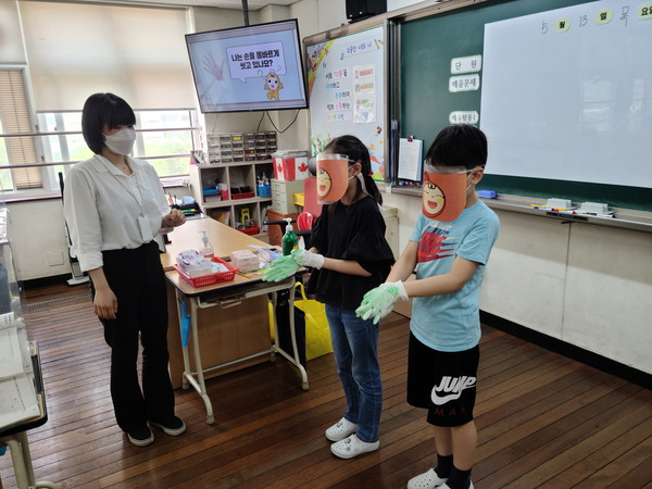 ▲ 부평구 초등학생 대상 어린이 식생활 인지·실천 수준 향상 교육 진행 모습.