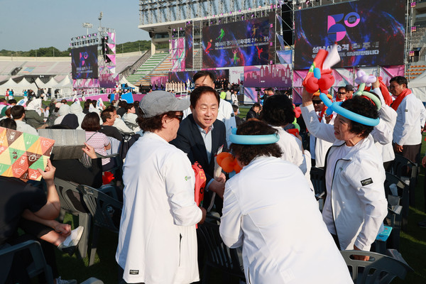 ‘제69회 경기도체육대회 2023 성남’ 개회식에 참석한 주광덕 남양주시장