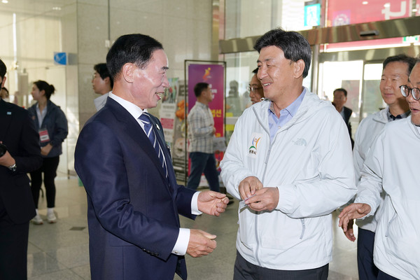 ▲ 경기도체육대회 개회식에 참석한 방세환 광주시장 모습.