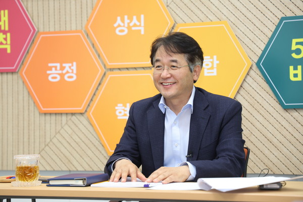 ▲ 택시조합 소통간담회에 참석한 이동환 고양시장.