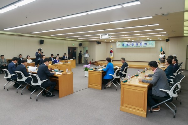 ▲ 경기도 중부권 7개 시의회 의장협의회 제115차 정례회의.