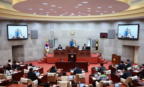 ▲ 경기 시흥시의회가 오는 6월 8일 제1차 본회의를 시작으로 오는 30일까지 제308회 제1차 정례회를 개회한다.