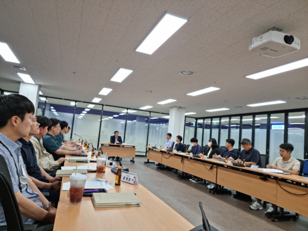 ▲ 인천시 하천 6대 힐링명소 추진 TF 회의 개최 모습.