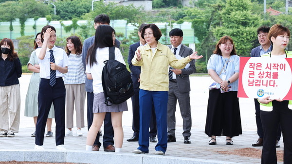 ▲ 안성시 청소년 범죄예방 캠페인 실시 모습.